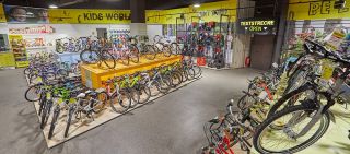 geschafte um motorradstander zu kaufen dusseldorf Lucky Bike Duisburg